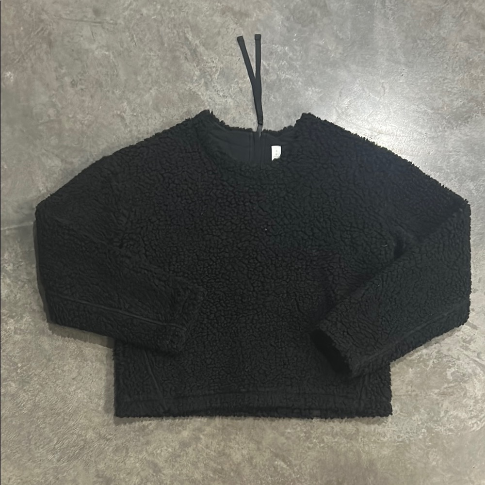 Lulu lemon pull over